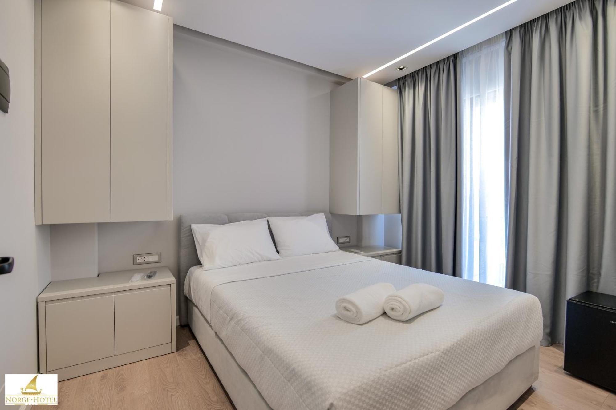 Norge Hotel Ksamil Ngoại thất bức ảnh